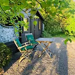 Nyaraló Lovely Meadow House In The Land Of Croix Scaille